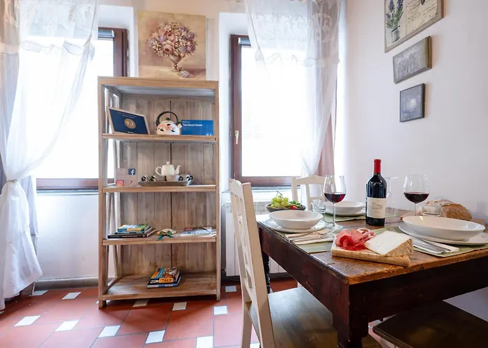 Gina Guest House